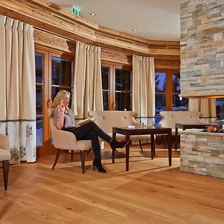 ألبينر- نيتشر ريزورت تيرول نيوستيف ام ستوبيتا