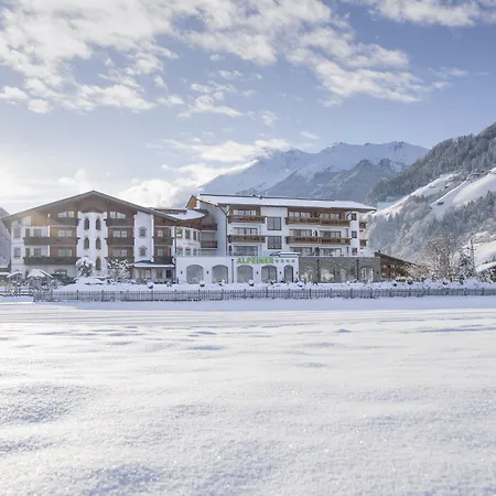 ألبينر- نيتشر ريزورت تيرول فندق 4*