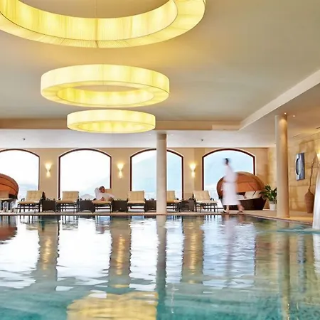 アルパイナー ネイチャー チロル ホテル