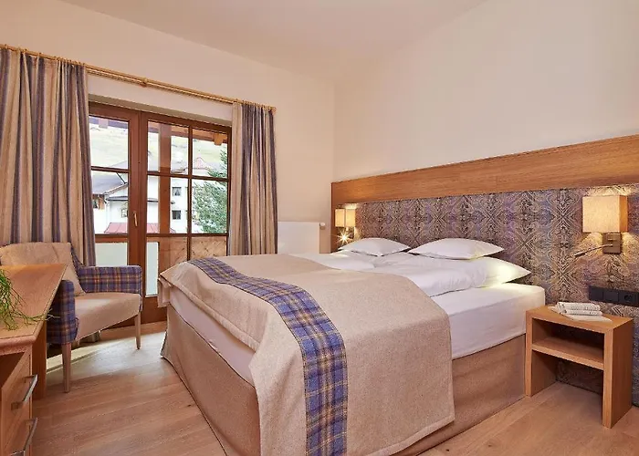 Hotel Alpeiner - Nature Tirol 4*