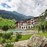 Hotel Alpeiner - Nature Tirol