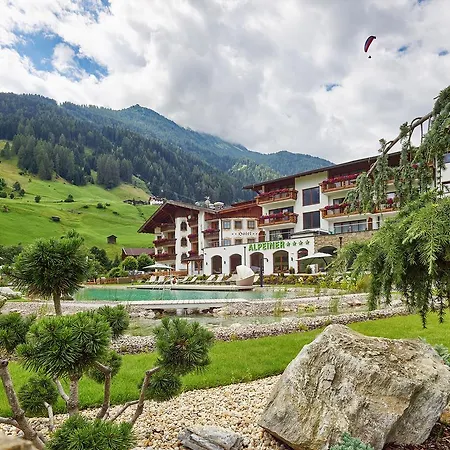 Hotell Alpeiner - Nature Tirol