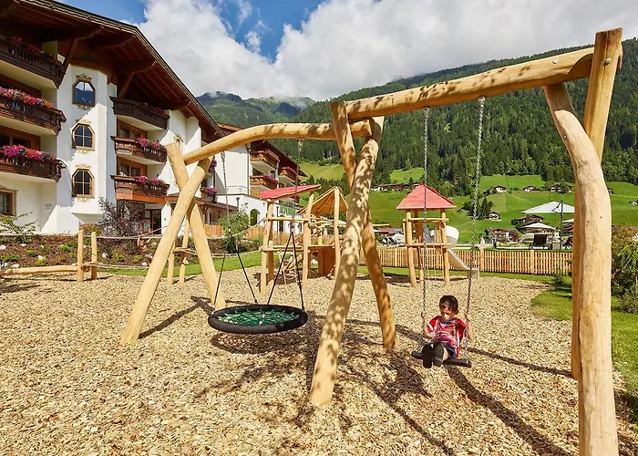 Hotel Alpeiner - Nature Tirol Neustift im Stubaital